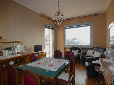 Foto Appartamento in Via Guglielmo Oberdan 26A, Genova Nervi di 128 m²