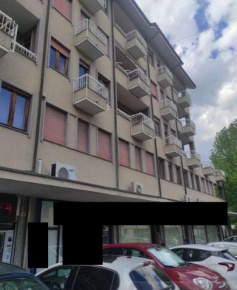 Foto Negozio a Ivrea di 240 m² con 3 locali in vendita