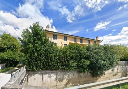 Foto Villa unifamiliare a Pietrasanta di 198 m² con 7 locali in vendita