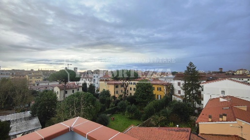 Foto Attico a Pisa Santa Maria di 165 m² con 6 locali in vendita
