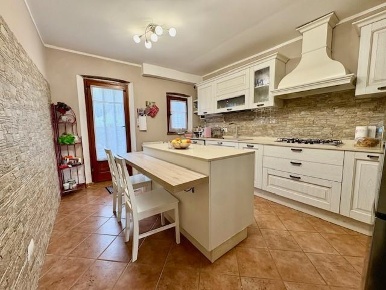 Foto Casa indipendente a Crespina Lorenzana Siberia di 107 m² con 5 locali