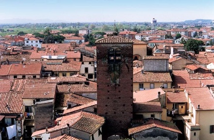 Foto Negozio a Castelfranco di Sotto Centro di 160 m² con 3 locali