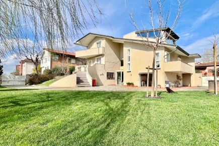 Foto Villa unifamiliare a Pontedera Villaggi, Bellaria di 325 m² in vendita