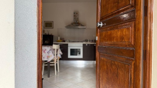 Foto Appartamento a Massa Zona Industriale di 65 m² con 4 locali in vendita