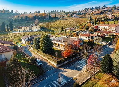 Foto Villa unifamiliare in Via Gambarelli, Grumello del Monte Centro