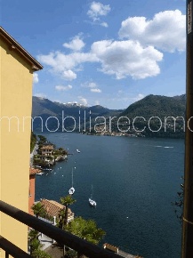 Foto Appartamento in via Besana, Moltrasio di 100 m² con 3 locali