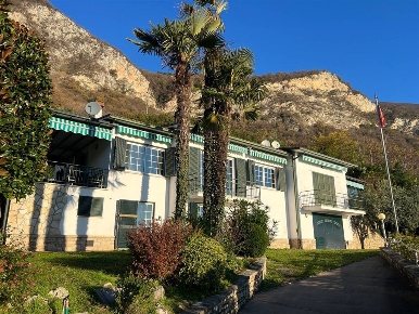 Foto Casa indipendente a Sarnico di 280 m² con 5 locali in vendita