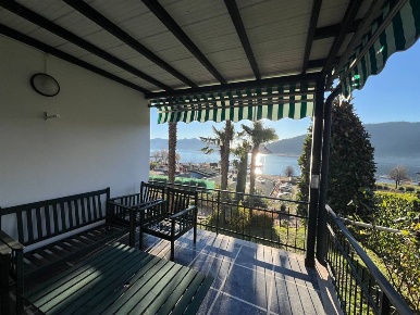 Foto Casa indipendente a Sarnico di 280 m² con 5 locali in vendita