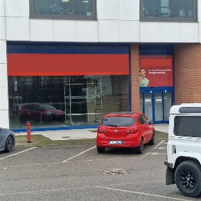 Foto Negozio a Cremona San Felice di 630 m² con 4 locali in vendita