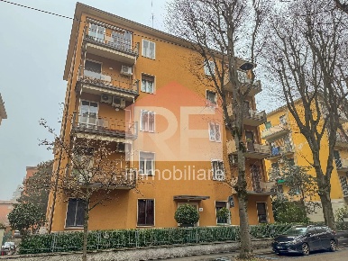 Foto Appartamento in Via Maria Gaetana Agnesi, Bologna Massarenti