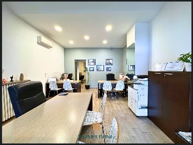 Foto Locale commerciale in Via Paolo Rembrandt, Milano San Siro di 55 m²