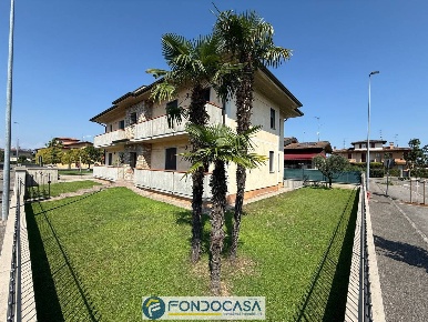 Foto Appartamento a Cazzago San Martino Cazzago San Martino Calino di 94 m²