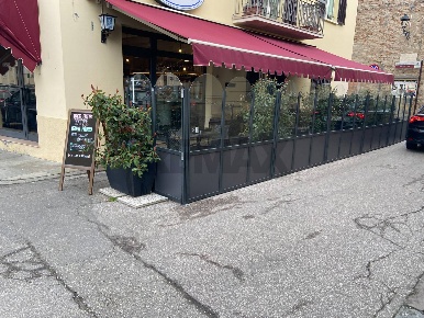 Foto Bar in Via Bacchini 44, Fidenza Centro di 60 m² con 3 locali