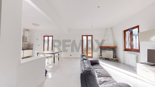 Foto Case semi ndipendenti in via Paravanico 101, Ceranesi di 197 m²