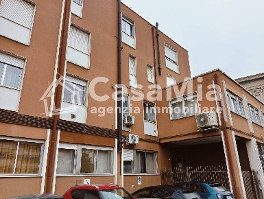 Foto Ufficio in Via Branca 4, Legnano di 50 m² con 2 locali in affitto