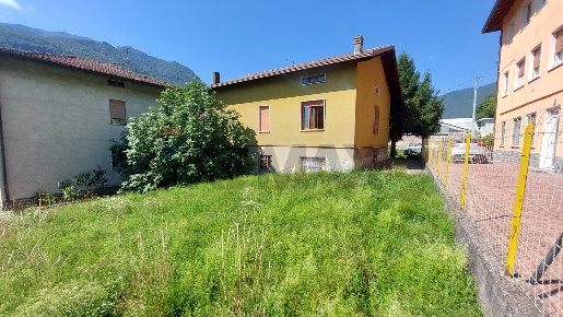 Foto Casa indipendente a Endine Gaiano Endine di 250 m² con 3 locali
