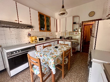 Foto Appartamento in Via Torino 2, Busalla Centro di 90 m² con 6 locali