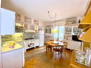 Foto Appartamento in Via Guglielmo Marconi 43, Sesto San Giovanni di 106 m²