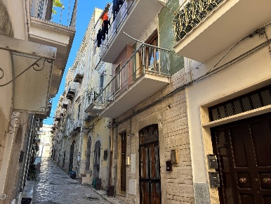 Foto Appartamento in via Francesco Crispi, Canosa di Puglia Centro di 60 m²