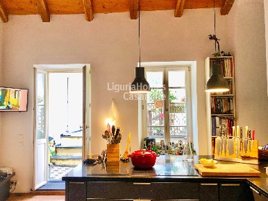 Foto Case semi ndipendenti in Vicolo Castello, Montalto Carpasio di 175 m²