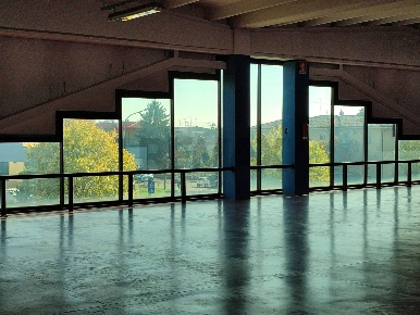 Foto Locale commerciale in Viale della Repubblica 2, Porto Mantovano