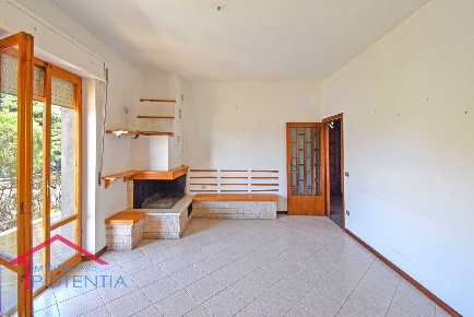Foto Appartamento in Via Beato Girolamo Gherarducci, Recanati Centro