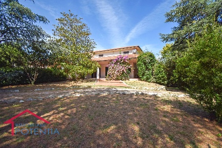 Foto Casa indipendente in Via Piana, Potenza Picena Centro di 216 m²