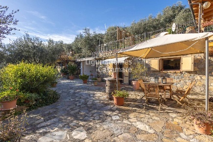 Foto Appartamento in Regione Monte Mezzano, Castellaro di 55 m² in vendita