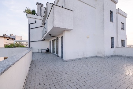 Foto Appartamento in via Cristoforo Colombo 8, Segrate Villaggio Ambrosiano