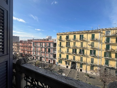 Foto Appartamento in Viale Margherita, Napoli Ponticelli di 165 m²