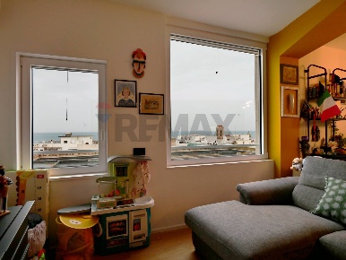 Foto Appartamento in Via Van Westerhout 11, Mola di Bari Centro di 104 m²
