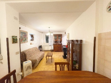 Foto Case semi ndipendenti a Travesio Centro di 209 m² con 8 locali