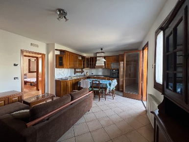 Foto Appartamento a Romano d'Ezzelino Centro di 110 m² con 5 locali