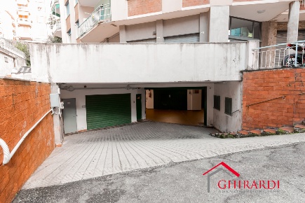 Foto Posti auto in VIA MICHELE EREDE 55, Genova Sestri Ponente di 22 m²
