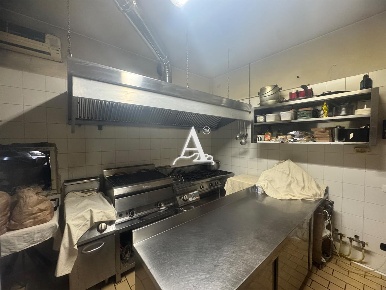 Foto Bar a Villafranca di Verona di 140 m² con 3 locali in vendita