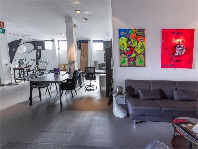 Foto Appartamento in via vignola, Milano Bocconi di 255 m² con 5 locali