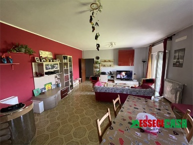 Foto Appartamento in Via Don Donati, Casirate d'Adda Centro di 119 m²