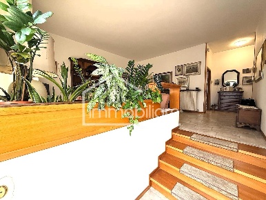 Foto Appartamento a Empoli Serravalle - Tinaia di 120 m² con 5 locali