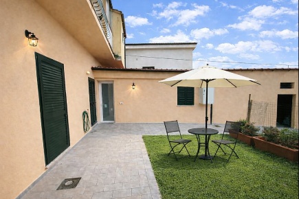 Foto Appartamento a Pontedera Oltrera di 68 m² con 3 locali in vendita