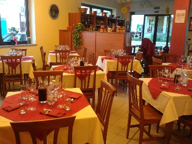 Foto Ristorante a Orbassano Centro di 195 m² con 5 locali in vendita