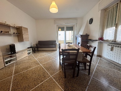 Foto Appartamento a Pisa San Francesco di 123 m² con 5 locali in vendita