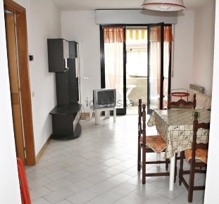 Foto Appartamento a Massa Ronchi - Poveromo di 70 m² con 3 locali