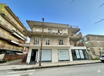 Foto Ufficio in Via SAN VITO 20, Barcellona Pozzo di Gotto Centro di 270 m²