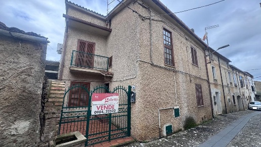 Foto Casa indipendente in Via DONNICI VIA INTERNA 72, Cosenza Donnici