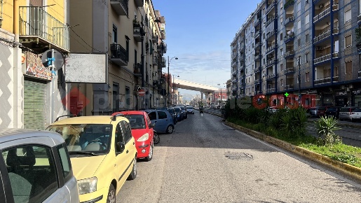 Foto Negozio in Via Nuova Poggioreale 44, Napoli Centro Direzionale