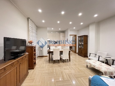 Foto Appartamento in Via Abate Gimma  243, Bari Murat di 122 m² in vendita