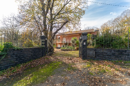 Foto Villa unifamiliare in CONTRADA ALBORETTO, Linguaglossa di 450 m²