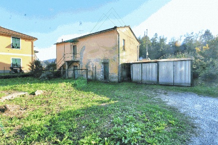 Foto Villa singola in Via Santa Maria del Campo 90, Rapallo di 95 m²