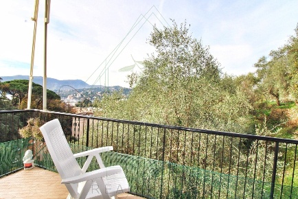 Foto Appartamento in Via Privata Don Casella, Rapallo di 110 m² in vendita
