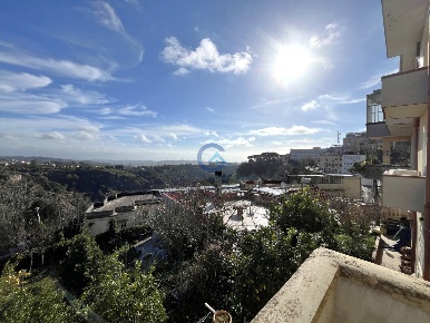 Foto Appartamento in Vico Iv Raffaelli Giuseppe 16, Catanzaro di 155 m²